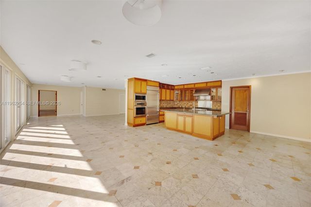 6630 SW 102nd St 6630, Pinecrest, FL 33156