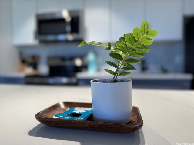201 Ohua Avenue 911, Honolulu, HI 96815