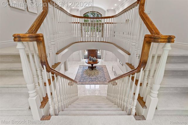 4966 Stoneleigh Road, Bloomfield Charter Township, MI 48302