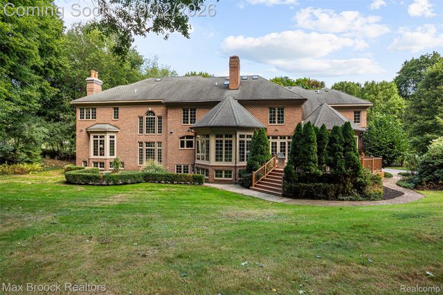 4966 Stoneleigh Road, Bloomfield Charter Township, MI 48302