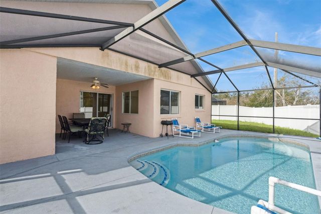 602 HILLCREST DRIVE, Davenport, FL 33897