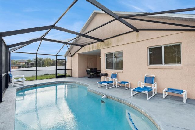 602 HILLCREST DRIVE, Davenport, FL 33897