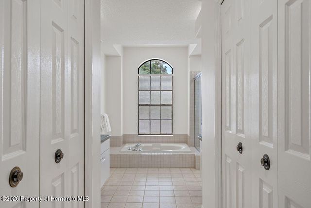 9463 Savannah Court, Weeki Wachee, FL 34613