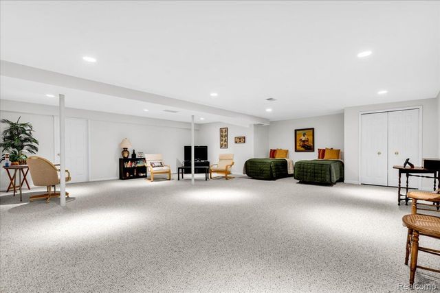 1628 Edison Shores Lane, Port Huron, MI 48060
