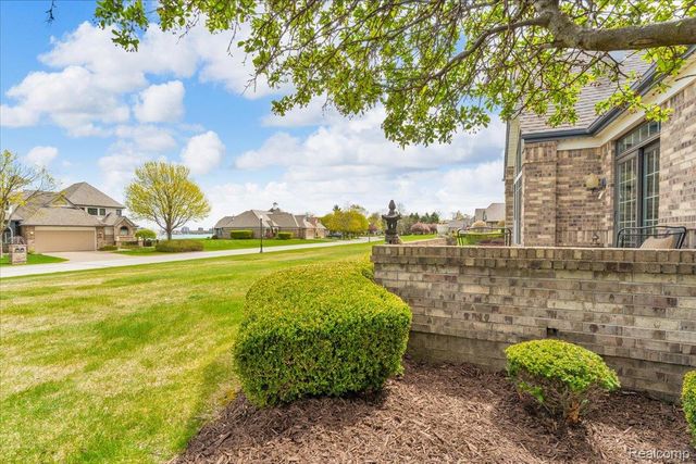 1628 Edison Shores Lane, Port Huron, MI 48060