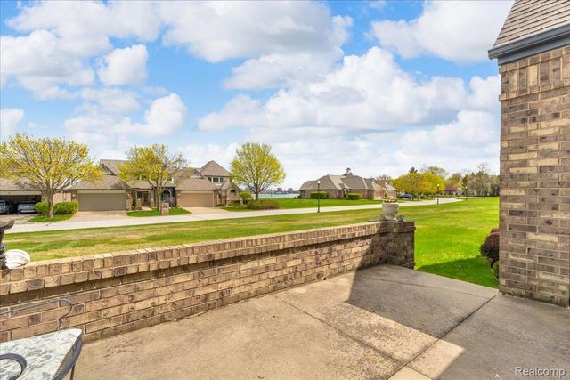 1628 Edison Shores Lane, Port Huron, MI 48060