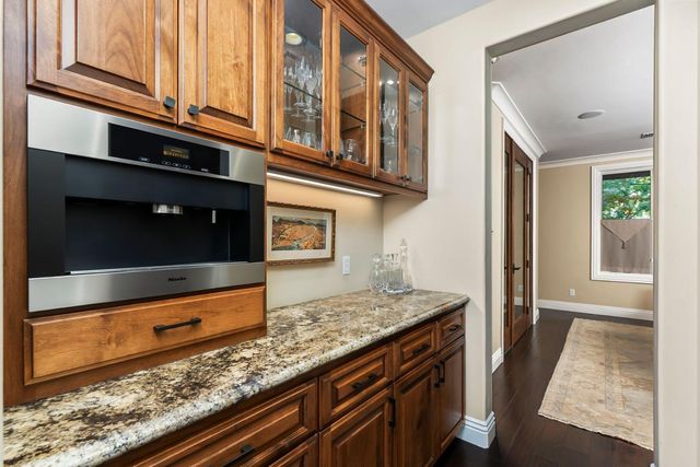 1620 Gary Way, Carmichael, CA 95608