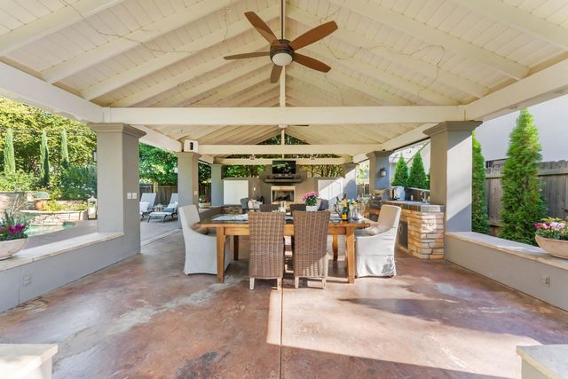 1620 Gary Way, Carmichael, CA 95608