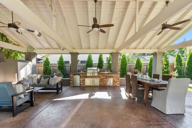 1620 Gary Way, Carmichael, CA 95608