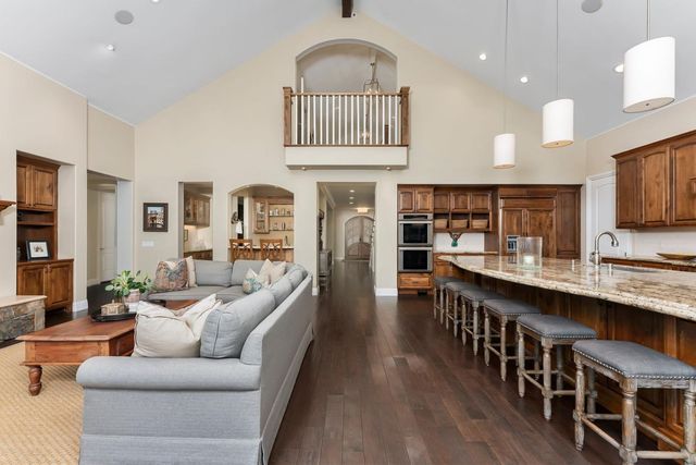 1620 Gary Way, Carmichael, CA 95608