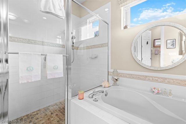 6737 Bent Grass DR, Naples, FL 34113