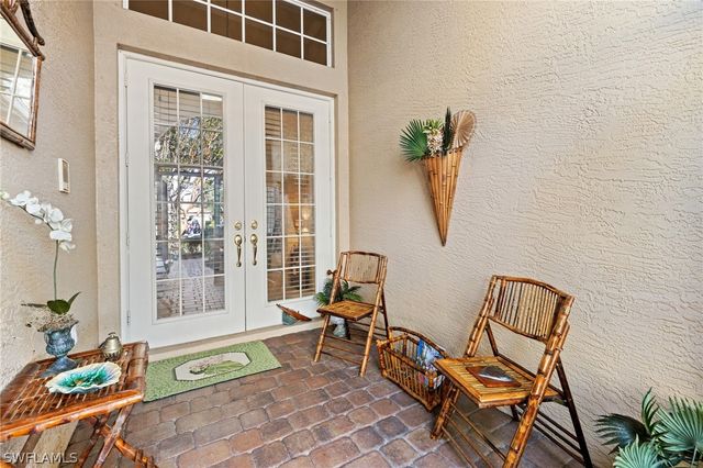 6737 Bent Grass DR, Naples, FL 34113