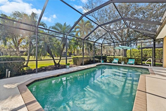 6737 Bent Grass DR, Naples, FL 34113