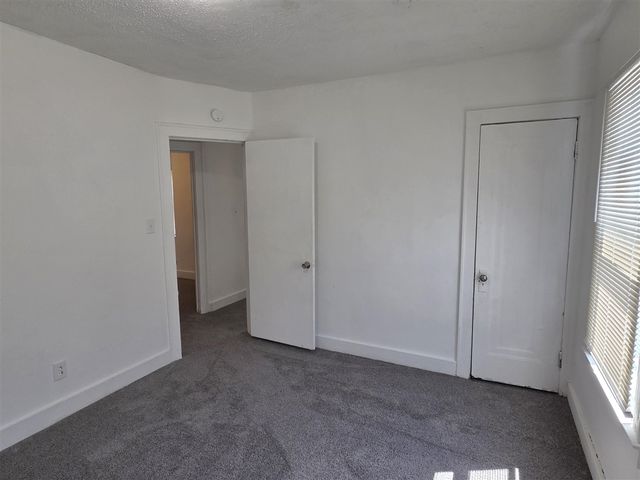 15757 Pinehurst Street, Detroit, MI 48238