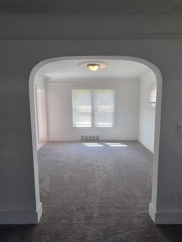 15757 Pinehurst Street, Detroit, MI 48238