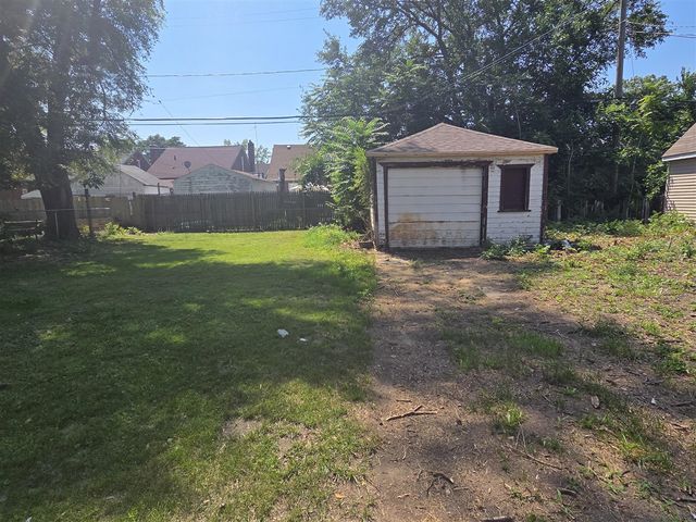15757 Pinehurst Street, Detroit, MI 48238