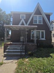 15757 Pinehurst Street, Detroit, MI 48238