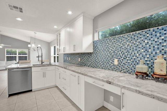 2702 Arborwood Road, Davie, FL 33328