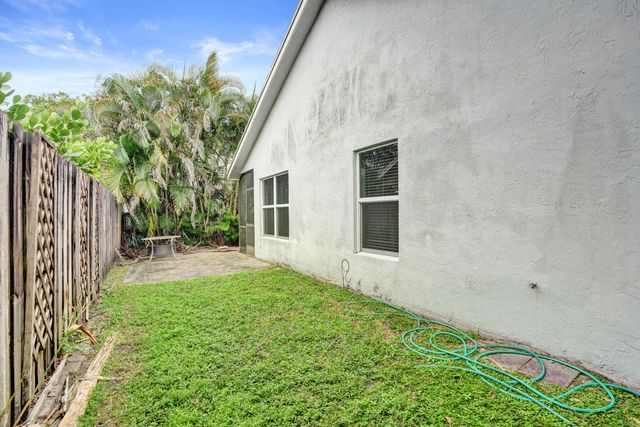 2702 Arborwood Road, Davie, FL 33328