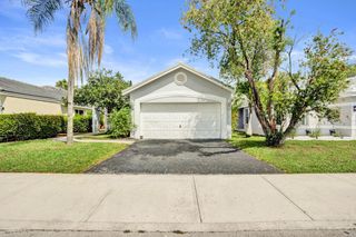 2702 Arborwood Road, Davie, FL 33328
