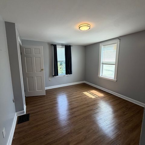 28 Minot St 3, Lynn, MA 01905
