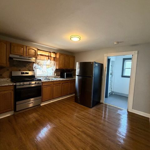 28 Minot St 3, Lynn, MA 01905
