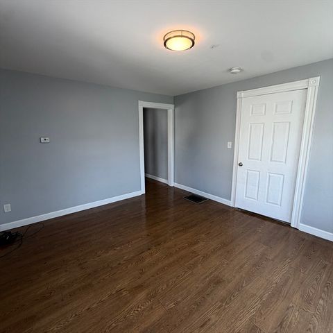 28 Minot St 3, Lynn, MA 01905