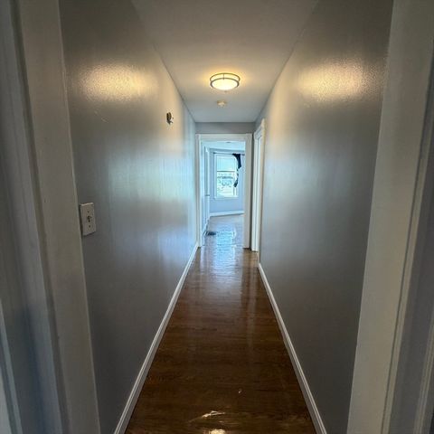 28 Minot St 3, Lynn, MA 01905
