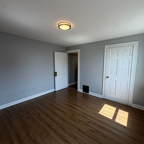 28 Minot St 3, Lynn, MA 01905