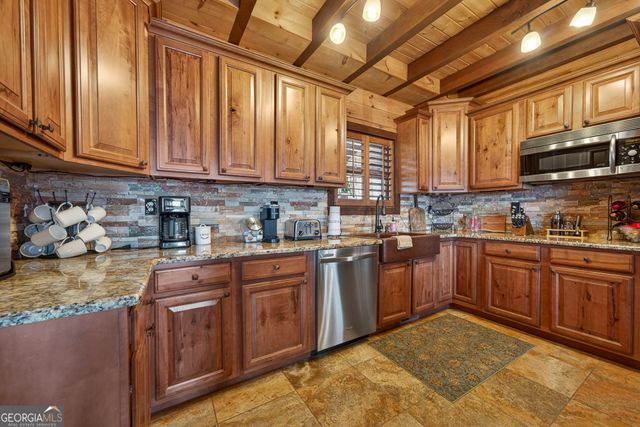 456 Rockville Springs Drive, Eatonton, GA 31024