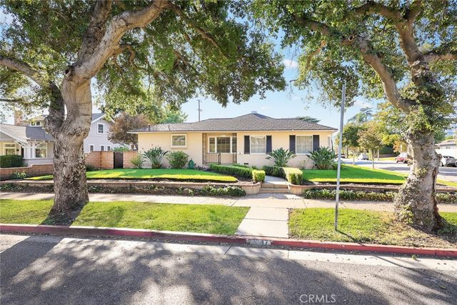 1047 N San Gabriel, Azusa, CA 91702