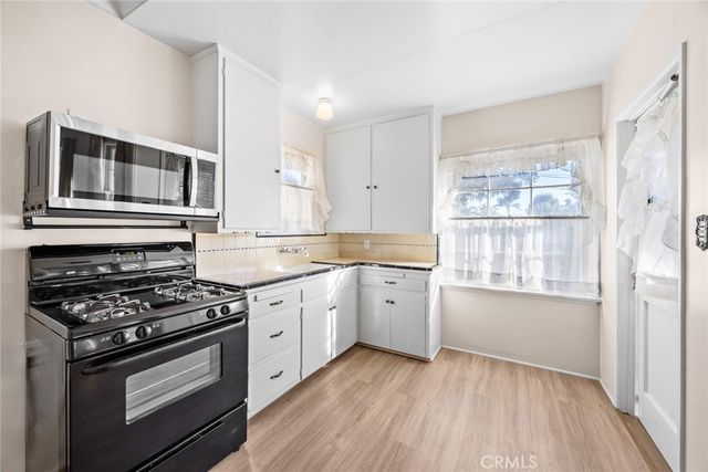 1047 N San Gabriel, Azusa, CA 91702