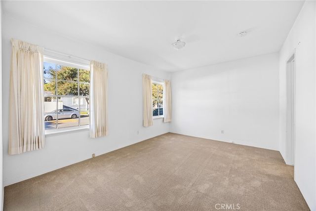 1047 N San Gabriel, Azusa, CA 91702