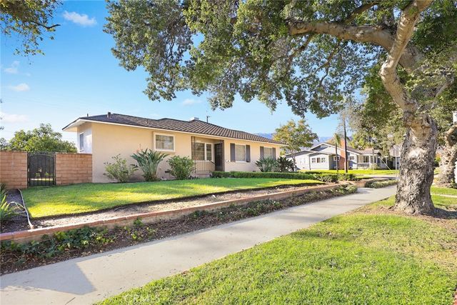 1047 N San Gabriel, Azusa, CA 91702
