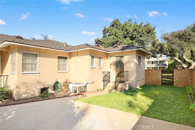 1047 N San Gabriel, Azusa, CA 91702