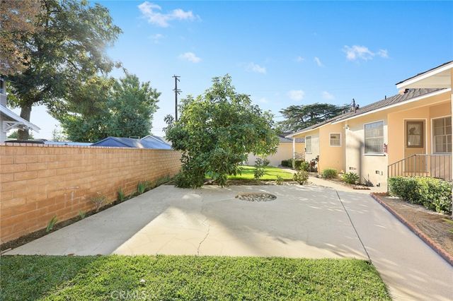 1047 N San Gabriel, Azusa, CA 91702