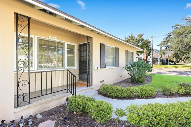 1047 N San Gabriel, Azusa, CA 91702