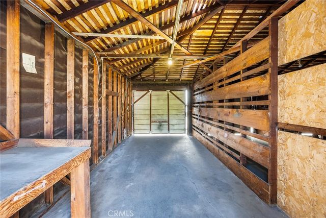 1047 N San Gabriel, Azusa, CA 91702