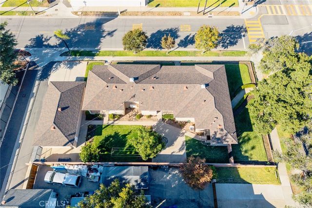 1047 N San Gabriel, Azusa, CA 91702