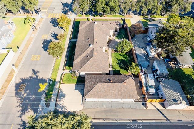 1047 N San Gabriel, Azusa, CA 91702