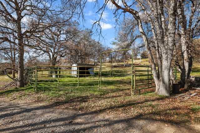 5750 Woodcutters Way, Manton, CA 96059