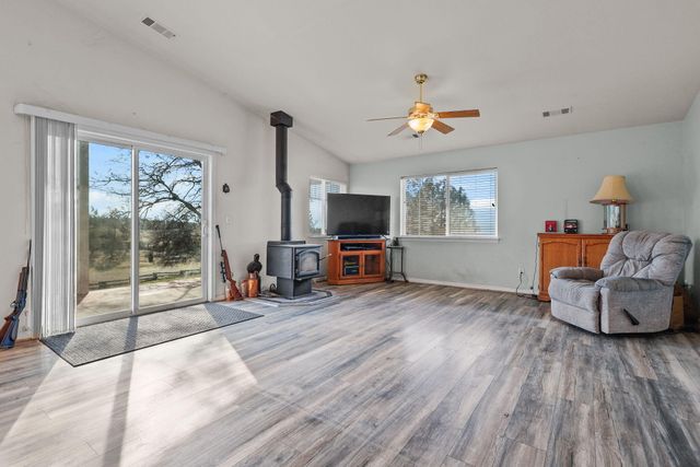 5750 Woodcutters Way, Manton, CA 96059