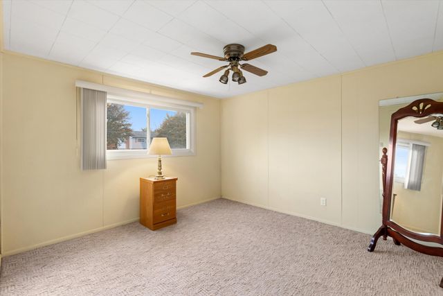 8670 Tamarack Drive, Shelby Twp, MI 48317