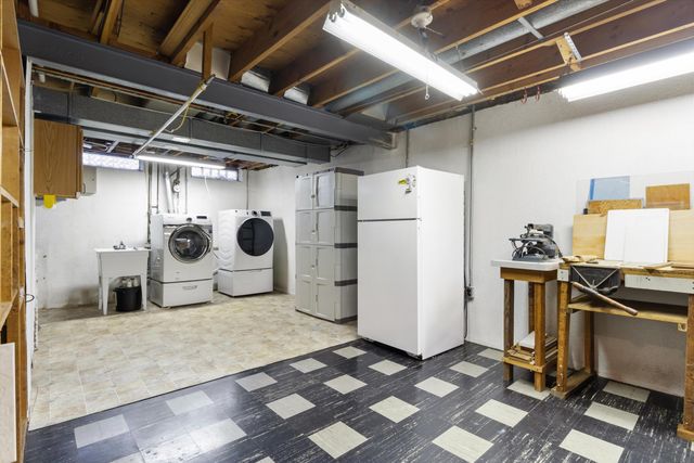 8670 Tamarack Drive, Shelby Twp, MI 48317