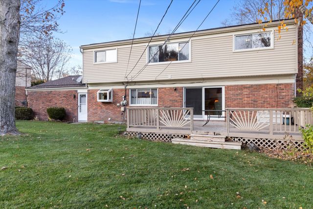 8670 Tamarack Drive, Shelby Twp, MI 48317