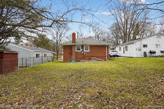 506 Emerson Avenue, Pontiac, MI 48342