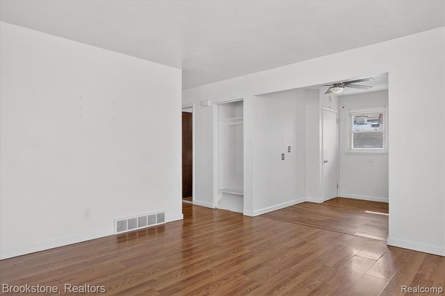 506 Emerson Avenue, Pontiac, MI 48342