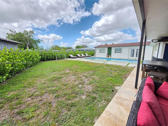 19631 NW 45th Ave, Miami Gardens, FL 33055