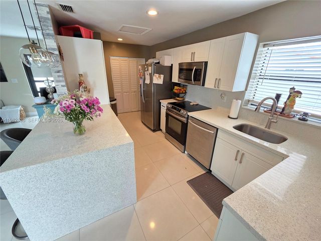 19631 NW 45th Ave, Miami Gardens, FL 33055