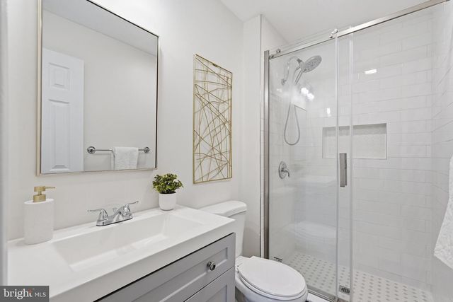 9943 CAPPERTON DR, Oakton, VA 22124